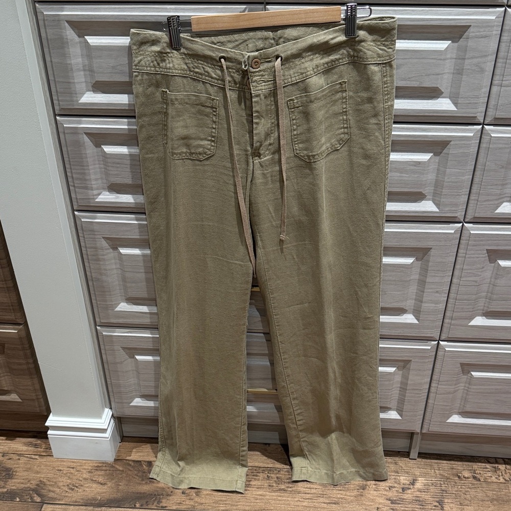 CAbi Women’s Khaki Linen Drawstring Pants